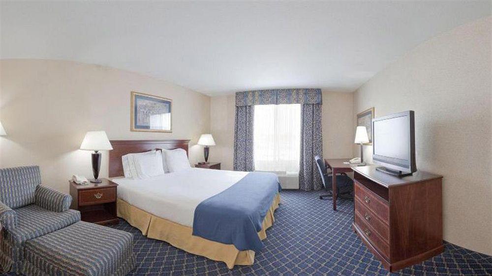 Holiday Inn Express Hotel & Suites Farmington, An Ihg Hotel Exterior foto