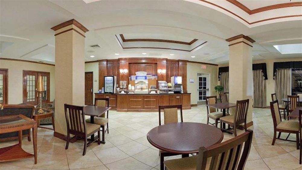 Holiday Inn Express Hotel & Suites Farmington, An Ihg Hotel Exterior foto